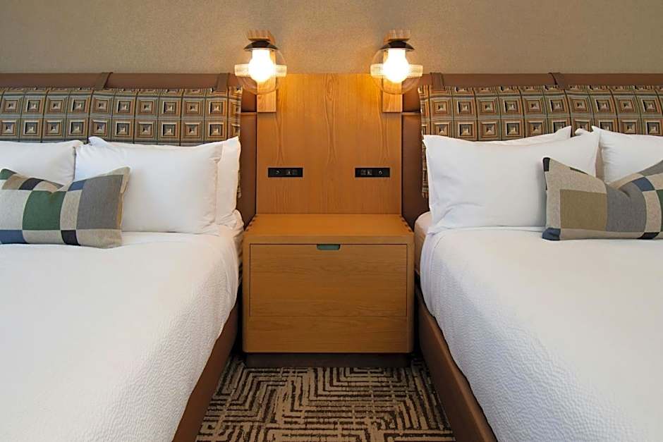 Marin Hilltop Hotel