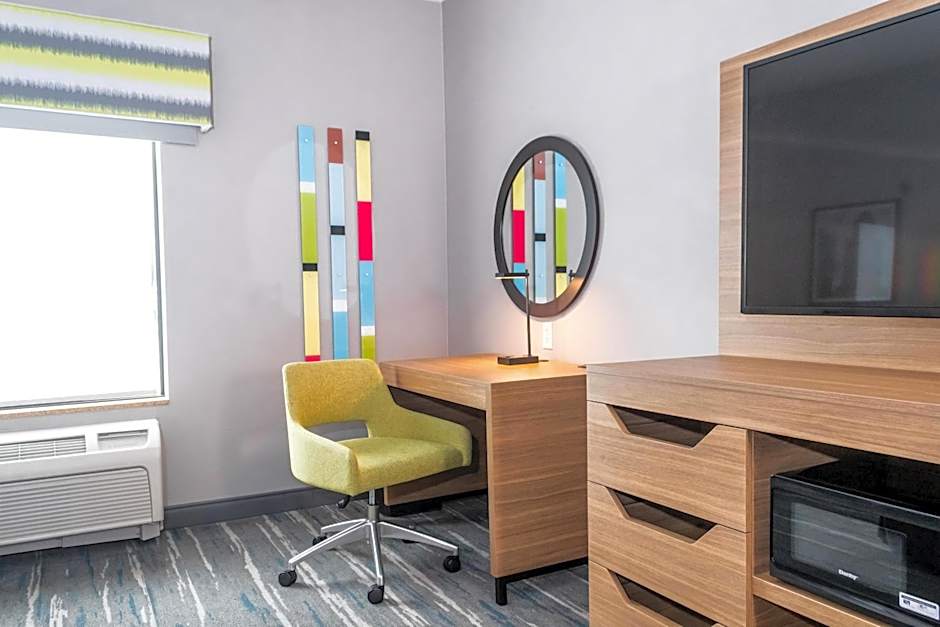 Hampton Inn & Suites Chicago/St. Charles