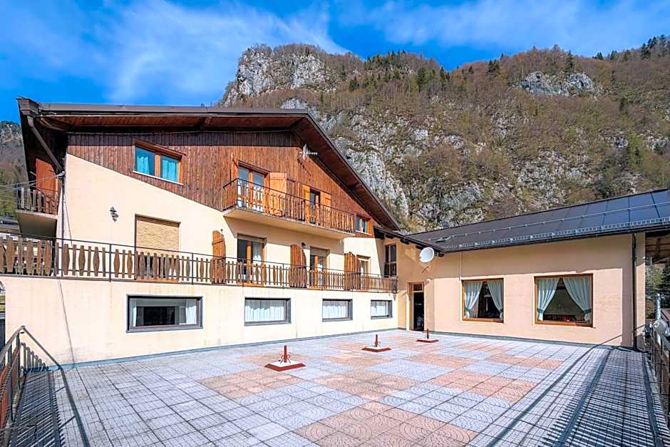 Miravalle Supersport Hotel