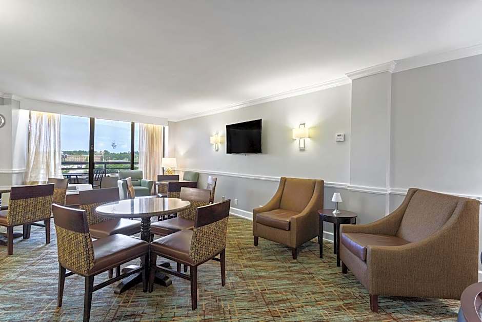 Crowne Plaza Executive Center Baton Rouge By IHG