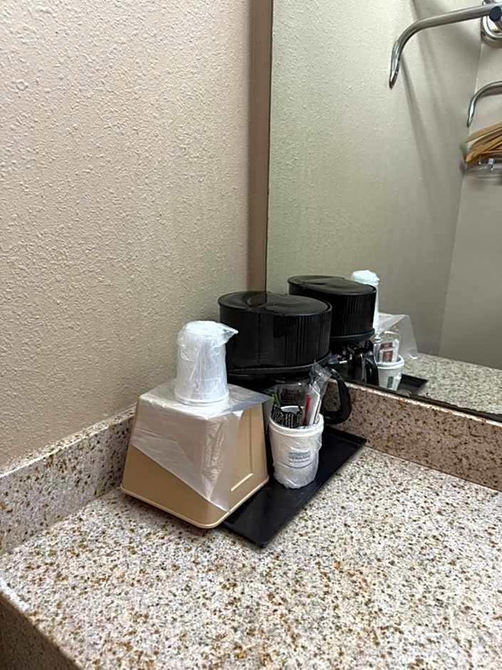 Americas Best Inn Eureka