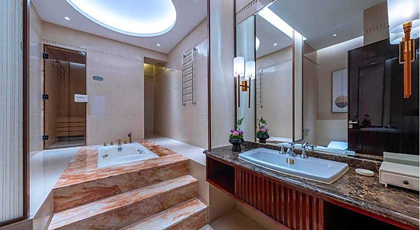 Wyndham Grand Plaza Royale Ningbo