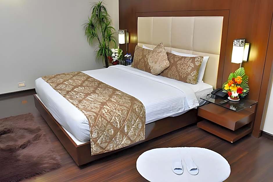 Seasons Hotel Rajkot