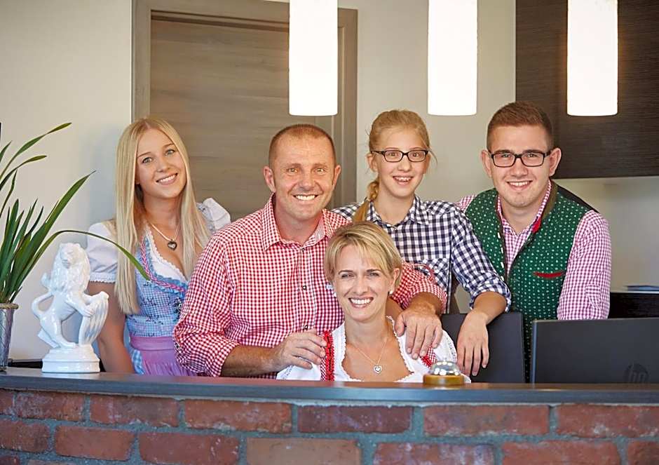 Lohauserhof - Biohof und Hotel