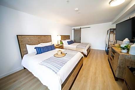 The Surfbreak Hotel