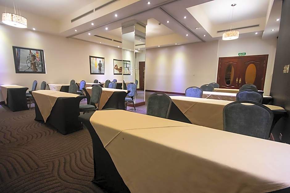 Parque del Lago Boutique Hotel