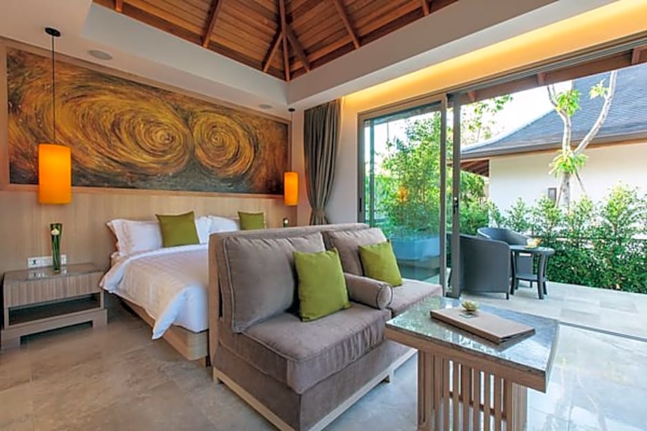 Miskawaan Beachfront Villas