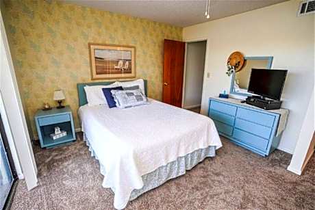 Portside Resort – Pet Friendly by Panhandle Getaways