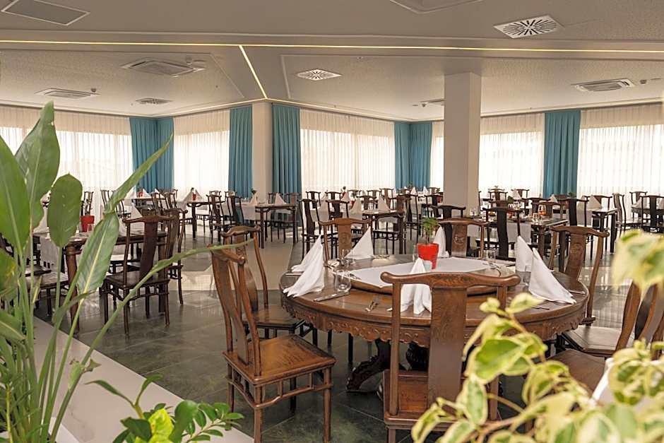 Holiday Village Türkiye