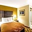 Norwood Inn & Suites Milwaukee
