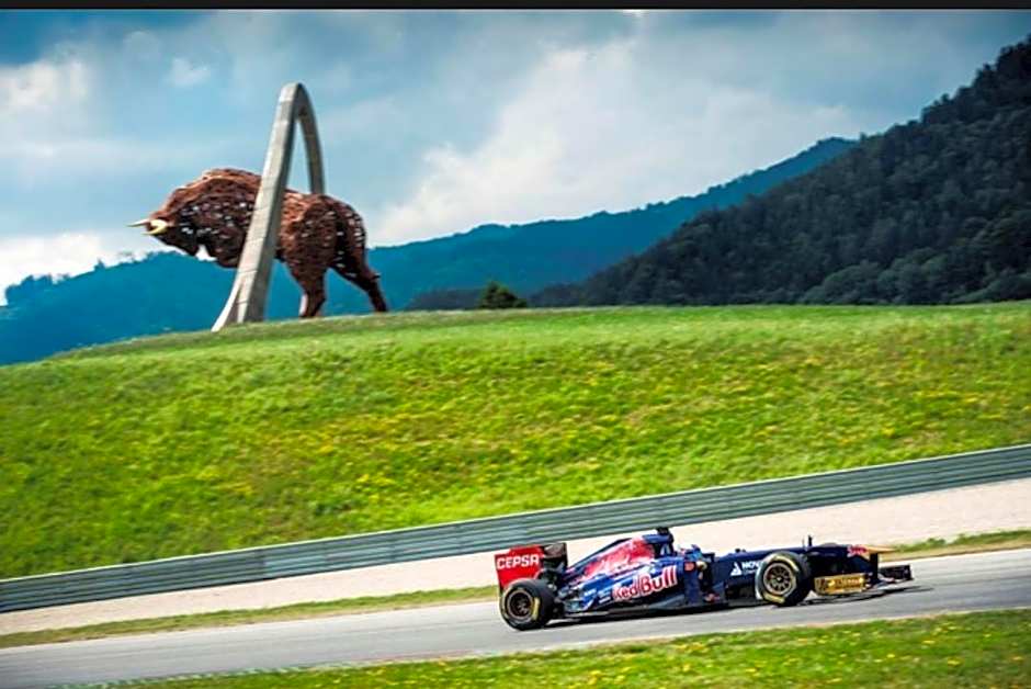 Ferienwohnungen und Zimmer Yassi