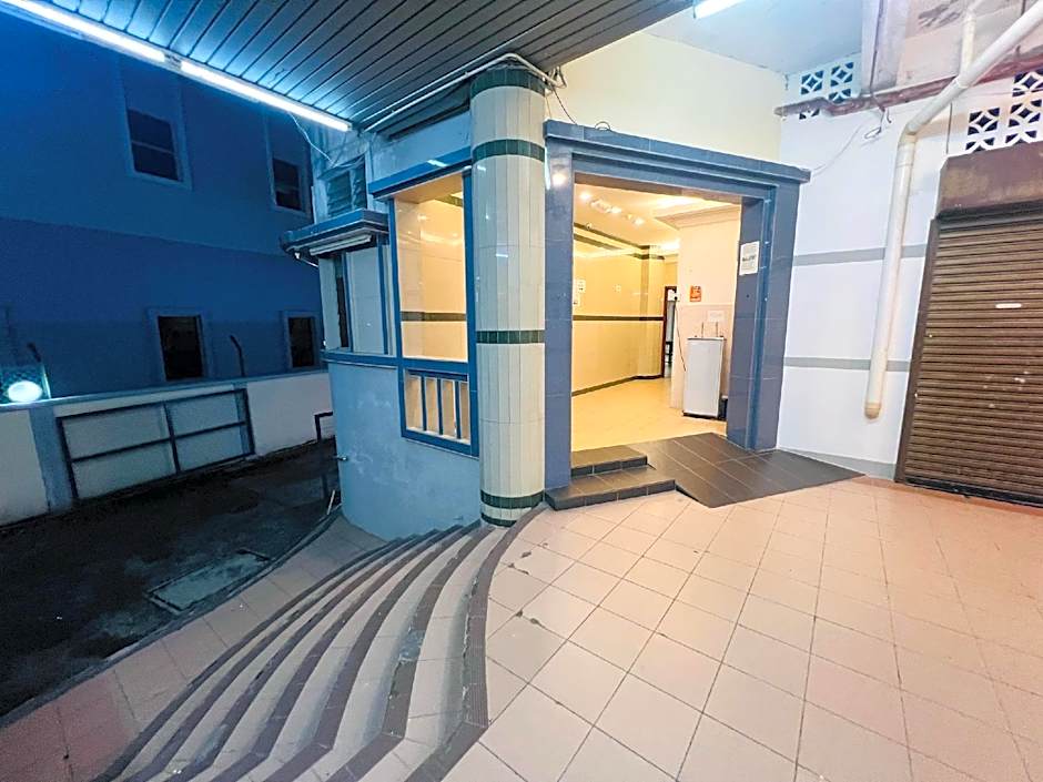 Burmahtel Hotel