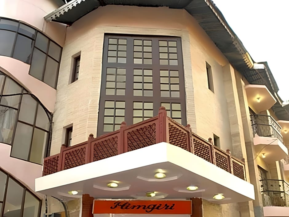 Hotel Himgiri