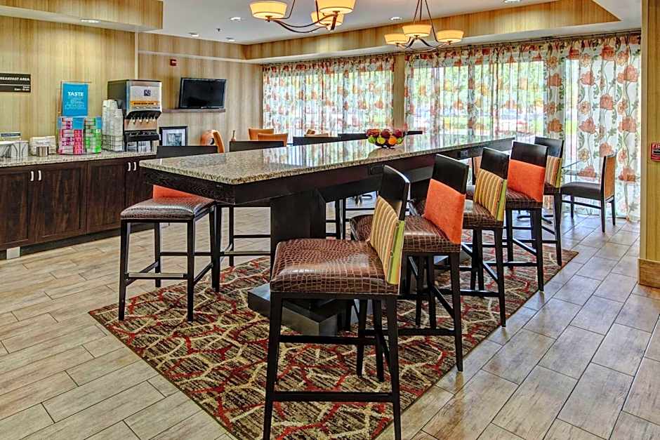 Hampton Inn By Hilton Ashland