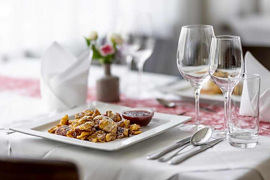 Kaiser von Österreich, Historik- und Thermalhotel