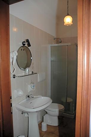 Double or Twin Room with Private Bathroom