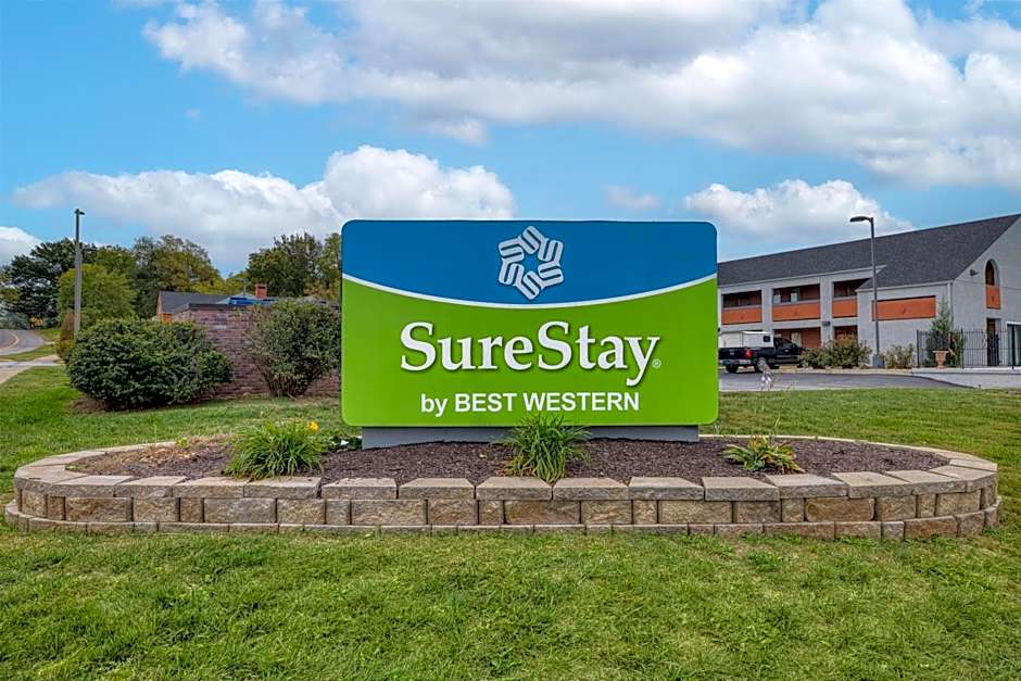 SureStay by Best Western Kansas City Country Inn North