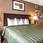 Quality Inn & Suites West Bend