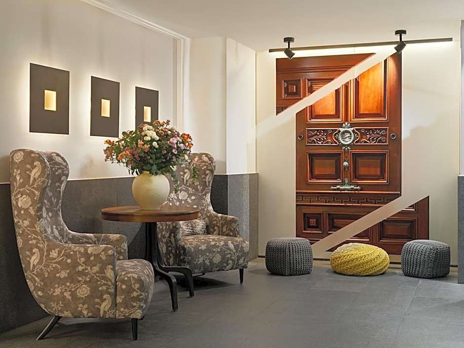 H10 Urquinaona Plaza