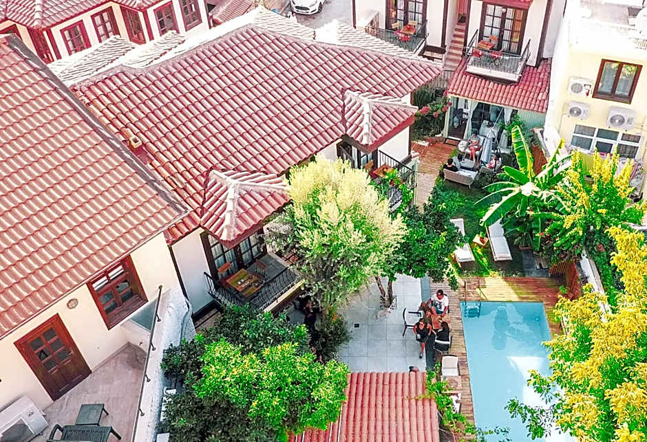 The Suite Apart Hotel