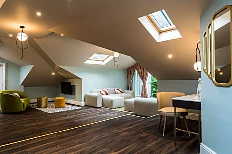 Front facing Double or Twin Room