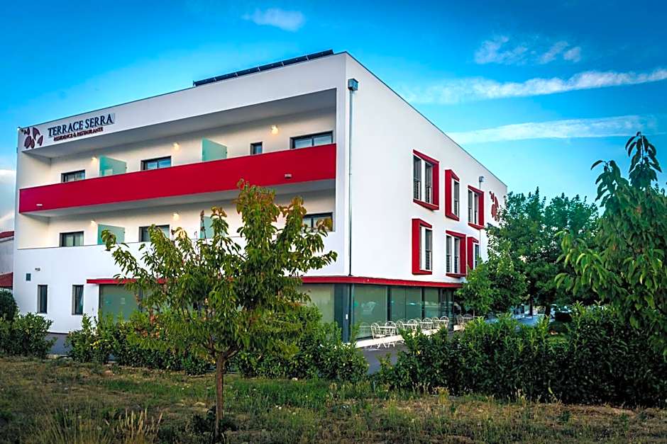 Terrace Serra Hotel