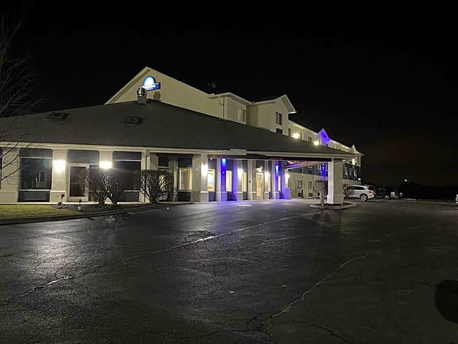 Days Inn by Wyndham Batavia Ohio