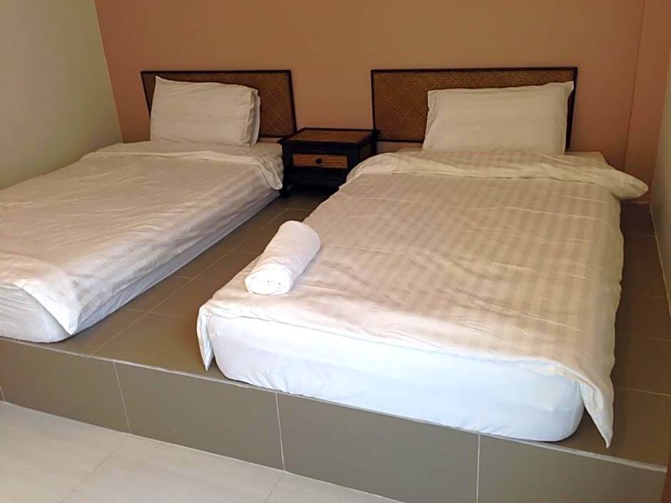 Wong Sai Siri Srichiangkhan Hotel