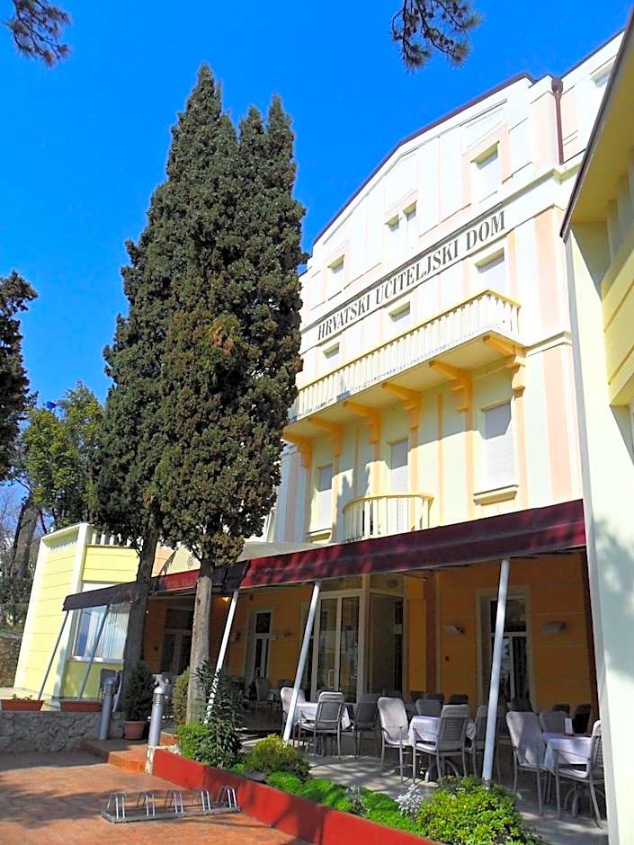 Hotel Vila Ružica- glavna zgrada i depandanse