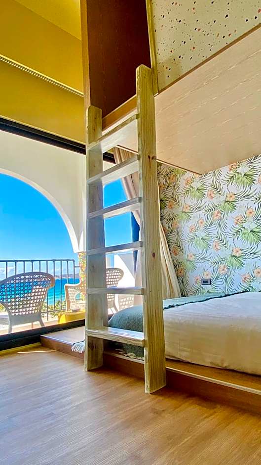 Sea View, Balcony — 12 fotoğraftan 1. fotoğraf
