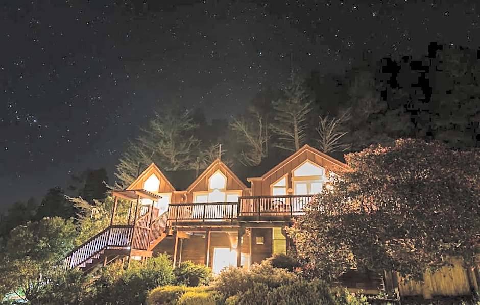 Inn at Schoolhouse Creek