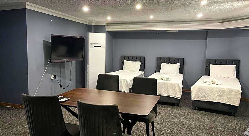LoyalCity Hotel