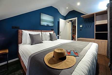 Executive Suite Attic