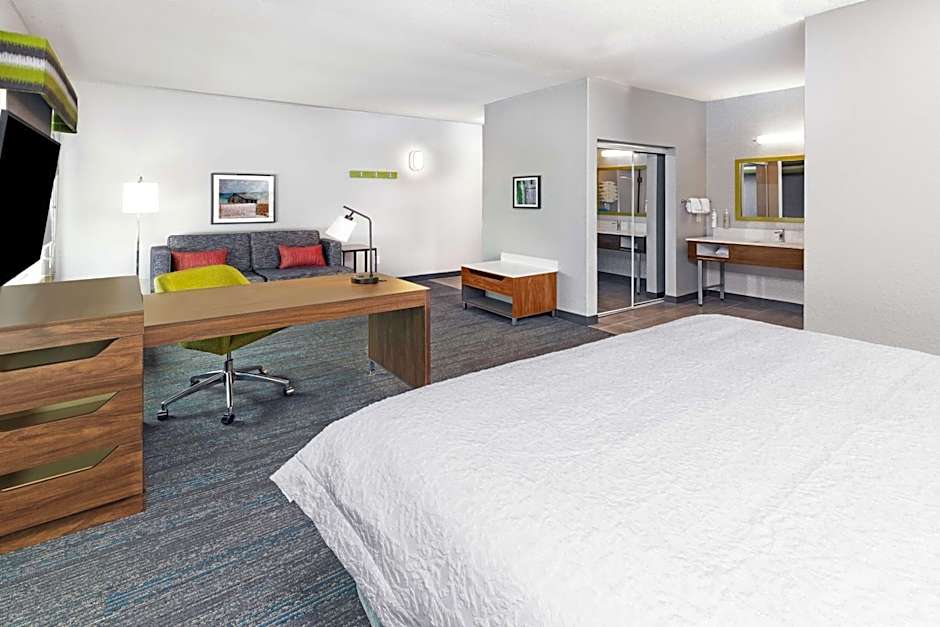 Hampton Inn By Hilton & Suites Dallas I-30 Cockrell Hill, TX