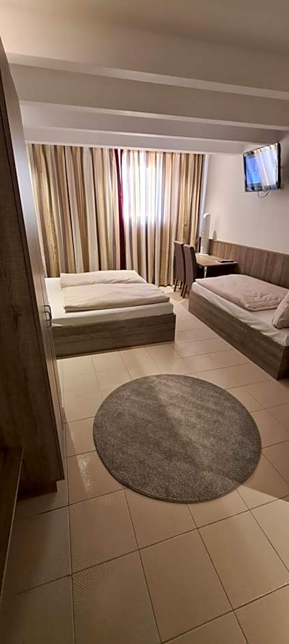 Bach Hotel