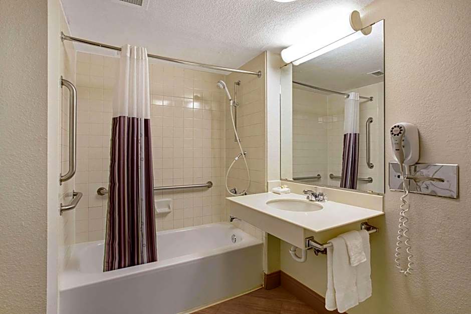 La Quinta Inn & Suites by Wyndham Denver  Golden