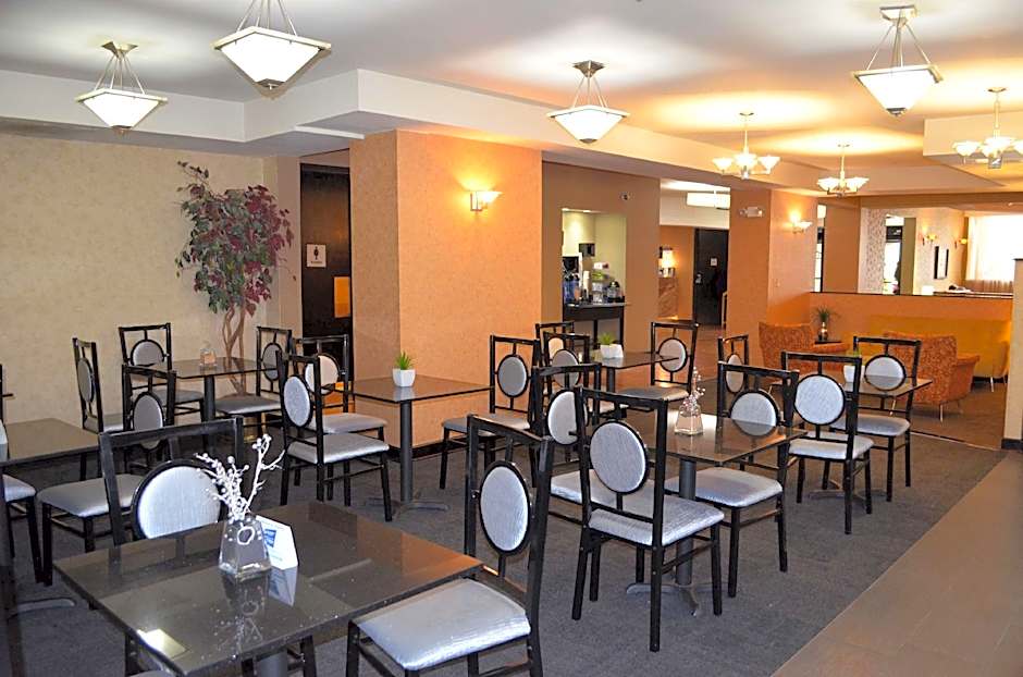 The Independence Inn - Charlotte Matthews