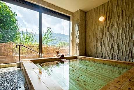 Yugawara Onsen Apolosou