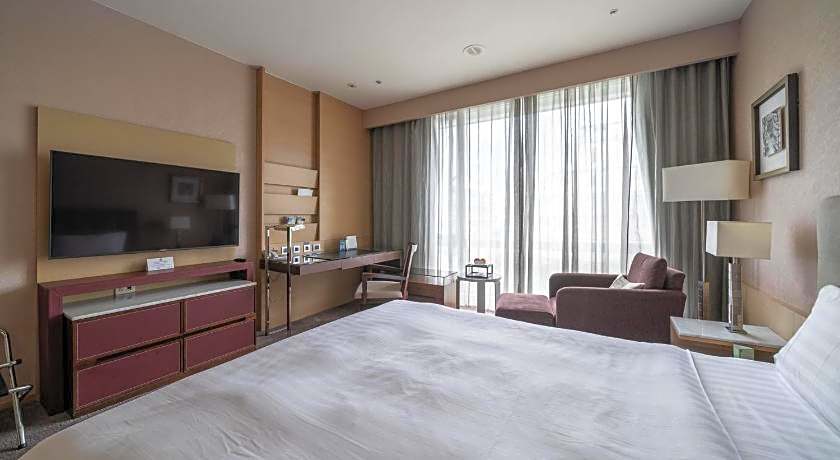 Taipung Suites Hotel