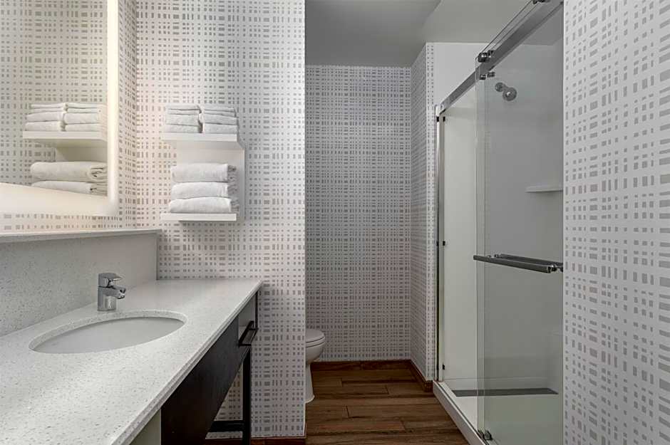 Hampton Inn Baltimore/Bayview Campus