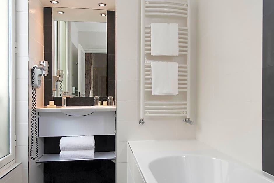 Hotel Saint Petersbourg Opera