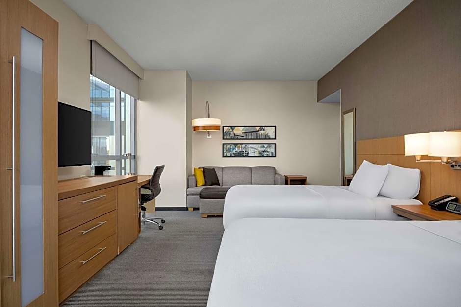 Hyatt Place Iowa City Downtown University