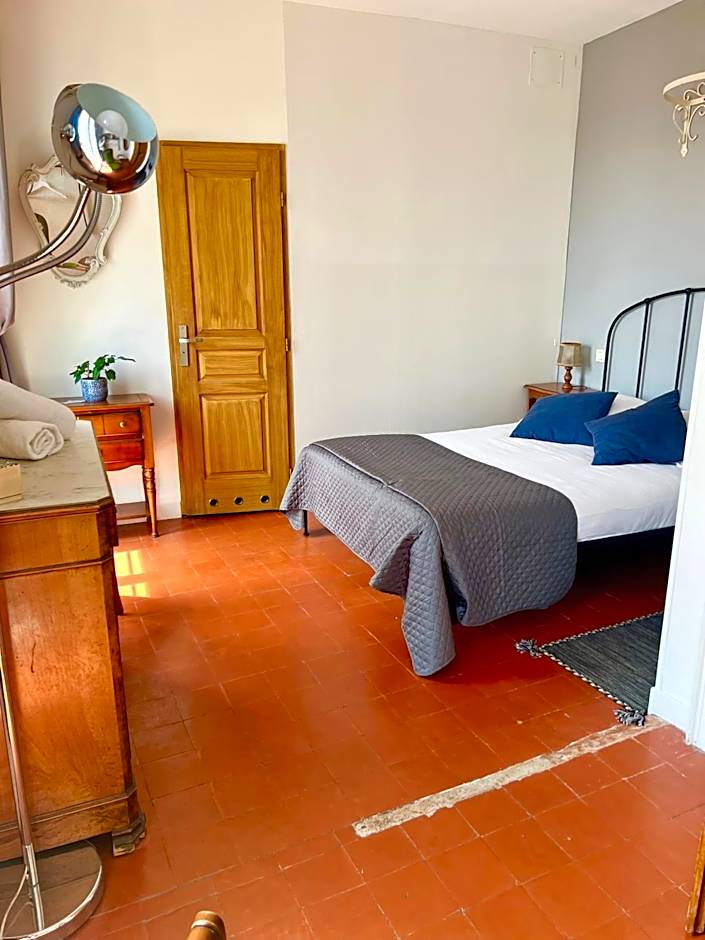 Entre Midi - Maison d'Hôtes - B&B
