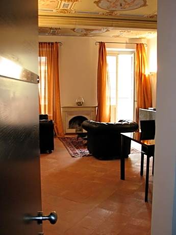 Parizzi Suites & Restaurant