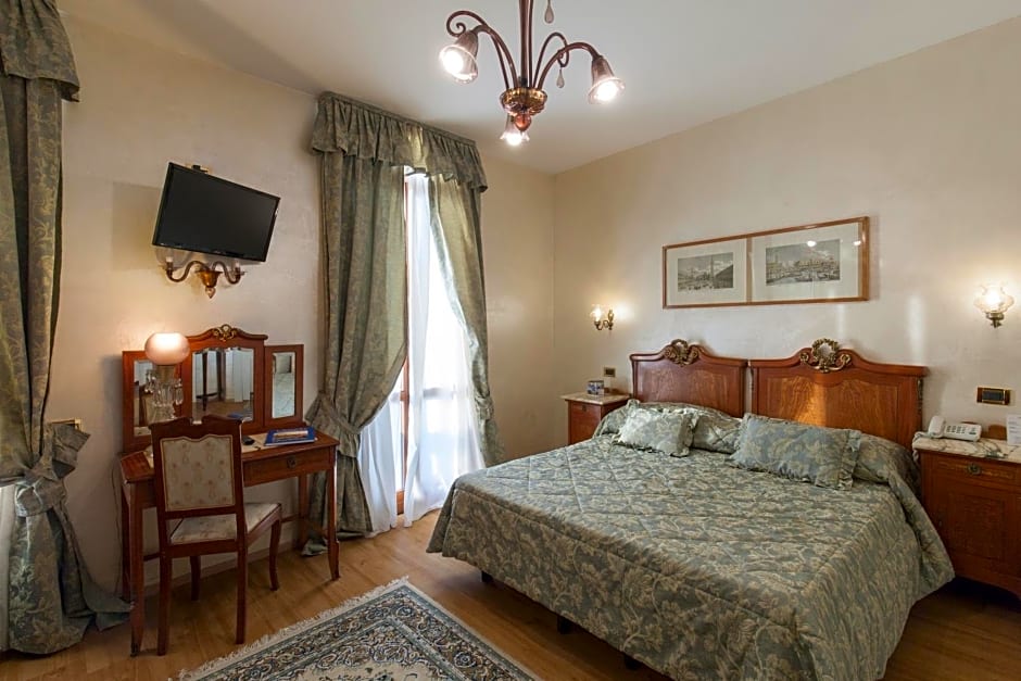 Hotel Riviera Venezia Lido