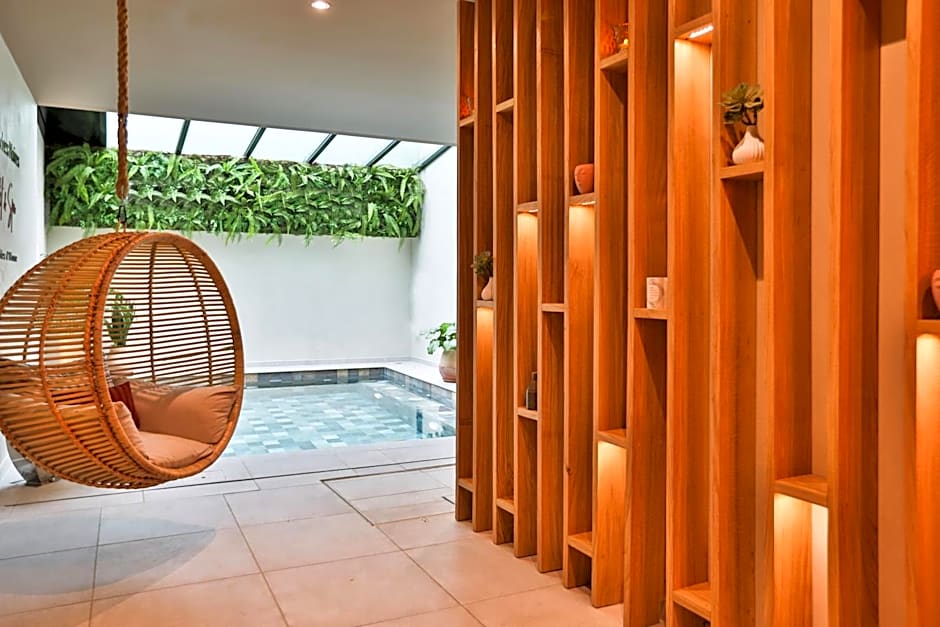 Hotel Les Roches Noires