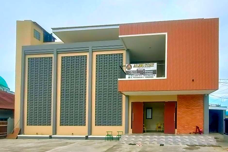 RedDoorz Syariah near Ponpes Hidayatullah Samarinda