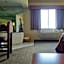 Madelia Hotel & Suites