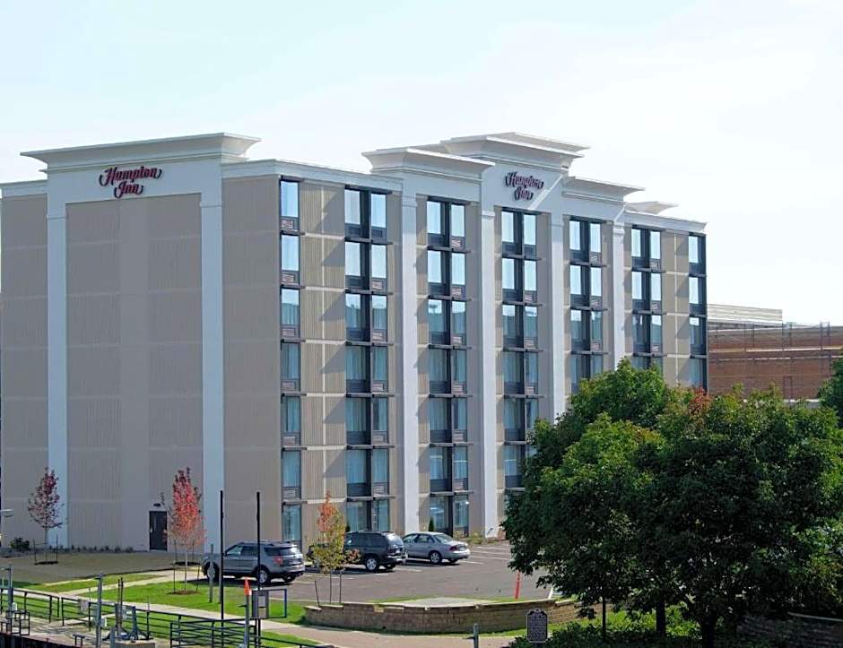 Hampton Inn Downtown Green Bay