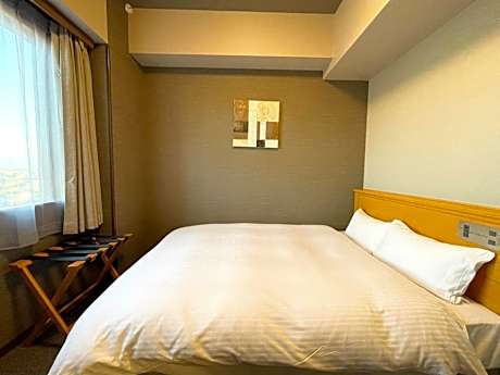 Double Room with Small Double Bed - Non-Smoking